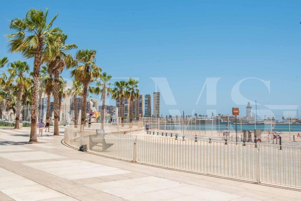 Private Terrace, Barbecue & Cathedral View By Rems Lägenhet Málaga Exteriör bild