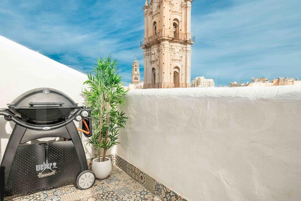 Private Terrace, Barbecue & Cathedral View By Rems Lägenhet Málaga Exteriör bild